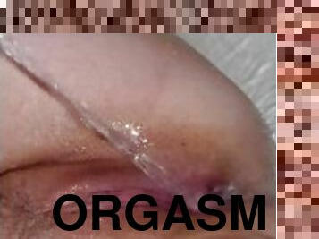swollen clit orgasms with shower head