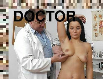 Kinky Doctor On Duty