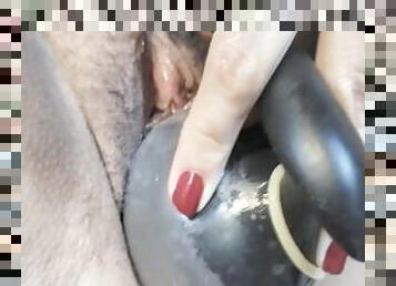 My slut wife using pussy pump to masturbate himself, karina and Lucas
