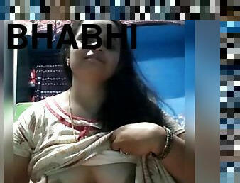 Today Exclusive- Desi Bhabhi Showing Her Big Boos To Lover On Video Call Part 4