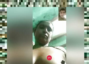 Today Exclusive- Sexy Telugu Bhabhi Showing Her Boobs And Pussy To Lover On Video Call