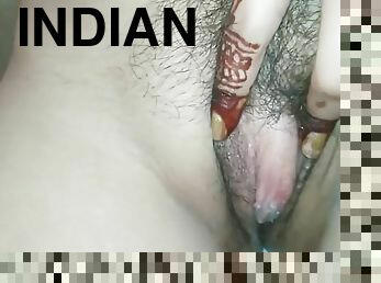 Hot Indian Desi Girl Masturbating