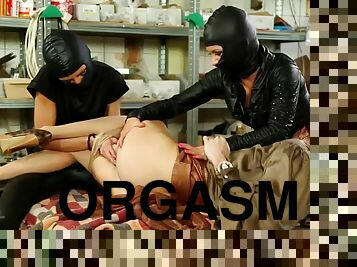 orgazm, lesbijskie, zabawka, bdsm, 3kąt, pończochy, bielizna, fetysz, lateks, kobieca-dominacja