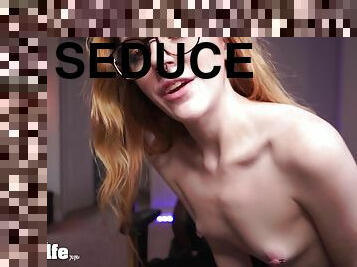 Jessie Wolfe seduces me online