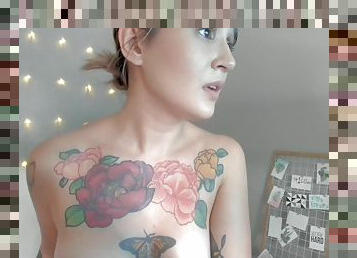 Inked amateur teen shows me her bald pussy on webcam!