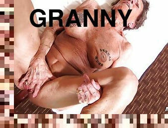 Granny with inked big boobs POV sex