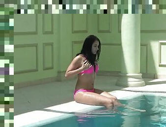 Jessica Lincoln swims sexy naked in the pool