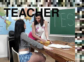 pissande, lärare, lesbisk, action, tjeckisk, klassrum, uniform