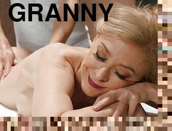 Tight granny Nina Hartley enjoys erotic massage