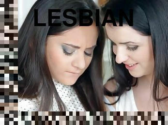 mastubasi, lesbian-lesbian, pertama-kali