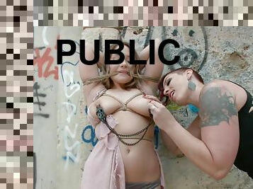 orgie, en-plein-air, public, hardcore, bdsm, cam, sexe-de-groupe, voyeur, pute, fétiche