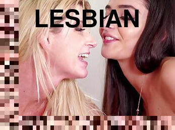 lesbienne, indien, trio, blonde, lingerie, fantaisie