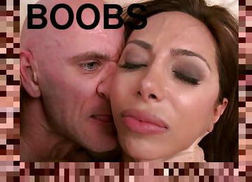 Lucky baldhead dude Johnny wants big latina boobs