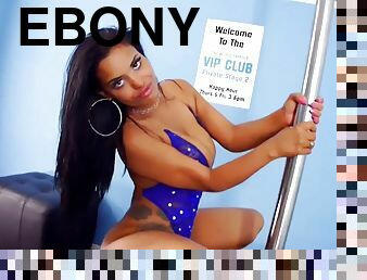 Ample booty Ebony Girl pole dances for you to see