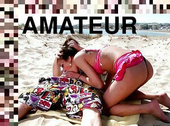A Quick Fornicating Session At The Beach High Definition