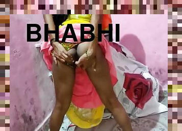 DESI VILLAGE BHABHI GETS NUDE IN FRONT OF DEVAR