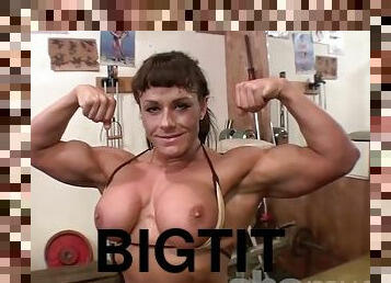 Large muscle, big tits