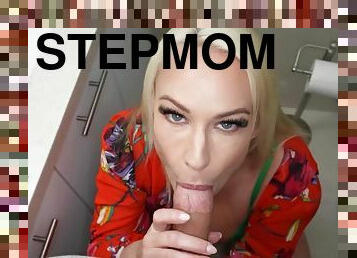 Playing with my stepmommy's juicy mellons - Mellanie Monroe in POV amateur bathroom hardcore