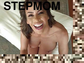 Kinky Stepmom Alexis Fawx Uses Stepson To Fulfill Her Sexual Needs