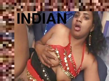 Indian girl in traditional clothes fucked