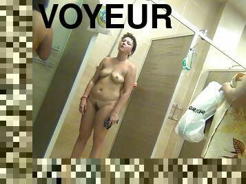 baignade, public, chatte-pussy, milf, cam, sexe-de-groupe, voyeur, naturel, douche, brunette