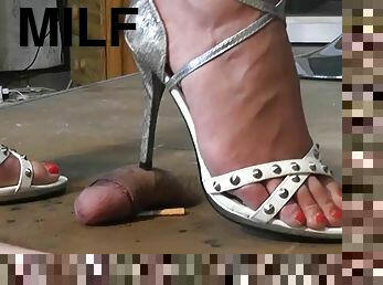 Horny sandals