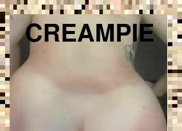 Quick fuck ! I love a creampie and eating cum out of my pussy !!