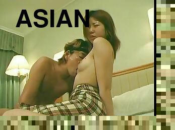 Asian babe rides a dick like a pro