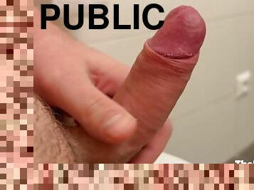 masturbare-masturbation, public, jet-de-sperma, gay, masturbare, europeana, blonda, euro, toaleta, cur-butt