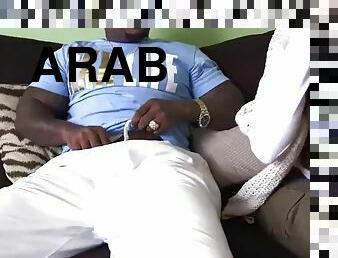 Arab bitches enjoy the threesome