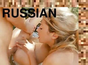rusia, gambarvideo-porno-secara-eksplisit-dan-intens