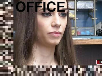 Lp officer fucks talis pussy in office