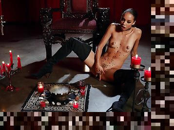 Slender ebony model kinky erotic video