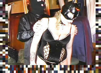 bdsm, ludder, blond, latex, smerte, dominans, spanking, tattoo, maske