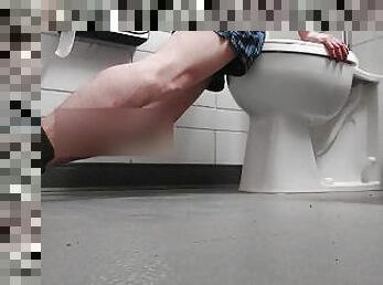 Desperate ftm needs to cum quick at school by humping toilet