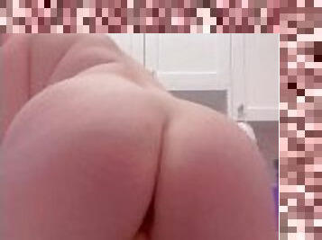 Young PAWG rides dick on the counter compilation
