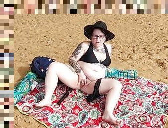 Squirtin' In The Sand