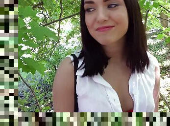 Euro Cutie's Outdoor Facial POV Porn