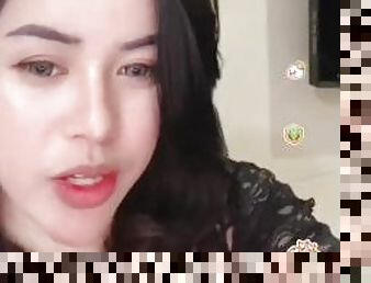 Bigtit girl on webcam
