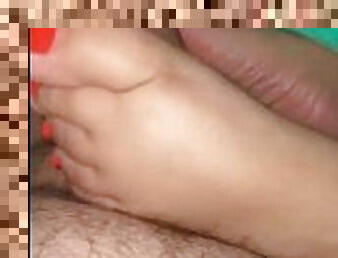 Latina quick footjob