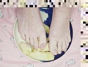 Smashing Banana with my Tiny Pink Toes