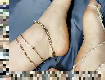 Mistress Lara foot fetish and her soft little feet in jewelry