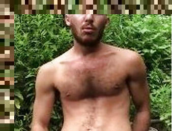 HUNG SCRUFFY BOY BLOWS LOAD AT CREEK