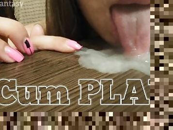 I'm eating his cum!And first he rubbed his dick against my lips.Cum play