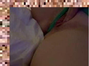 gros-nichons, masturbation, orgasme, public, chatte-pussy, amateur, massage, italien