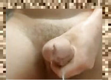 Grabe Ang Sarap nito!Horny Pinoy College Hunk Jakol with Tamod