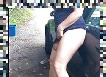 Married Milf Lifts Her Leg To Pee On Busy Road