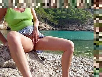 masturbacija, nudisti, pišanje, u-javnosti, skirt, amaterski, mame-koje-bih-jebao, plaža, plavuše