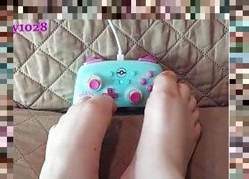 Playing Switch With Feet and Toes