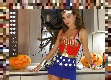 Sexy Wonder Woman live streams on Chaturbate and shows her tits (webcam model Vasillisa)